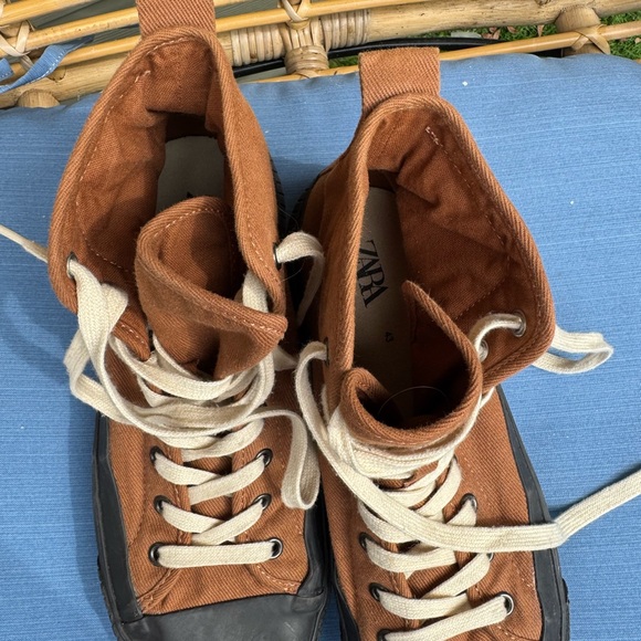 Zara brown and black men shoes - thick soles - Picture 6 of 8